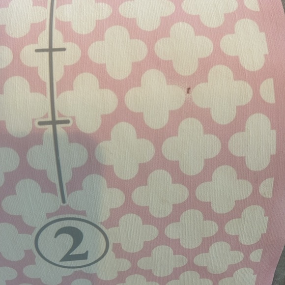 Pottery Barn height chart - Picture 4 of 4